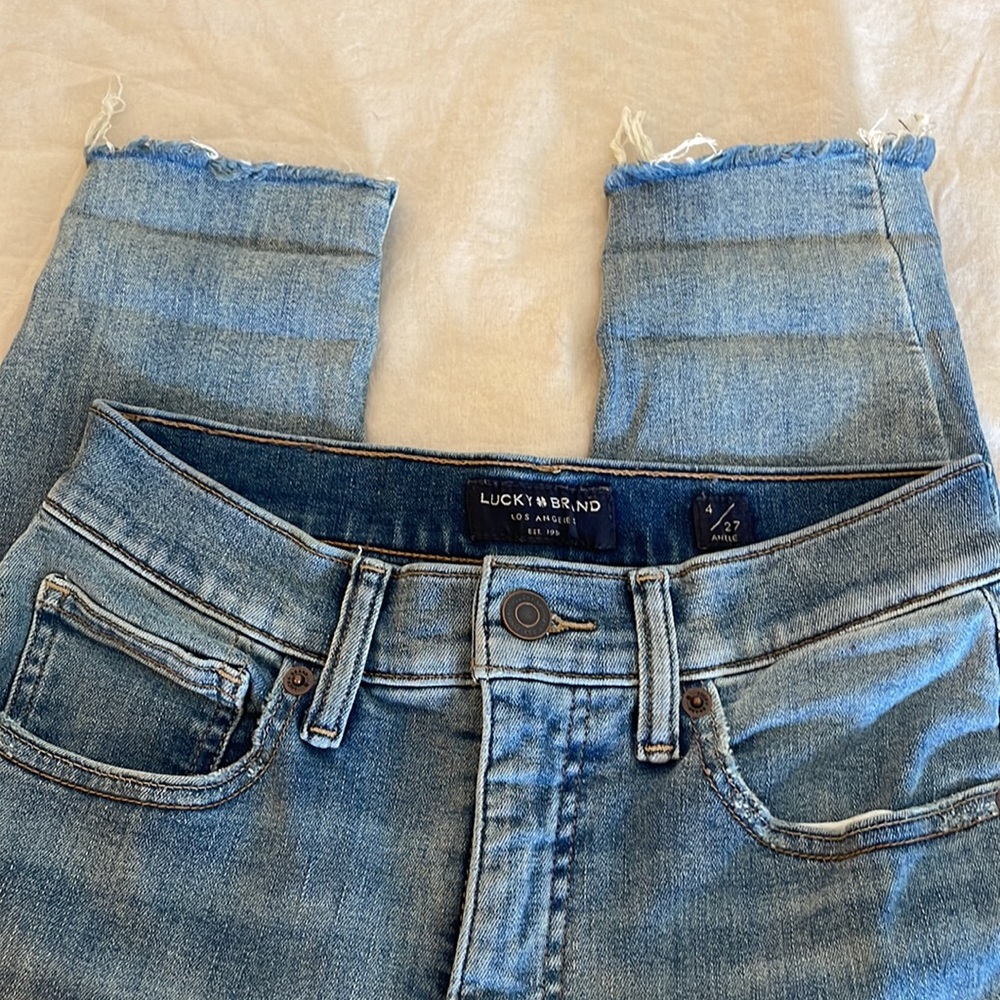 Lucky Brand size 27 (4) ankle length high rise skinny - Picture 2 of 8